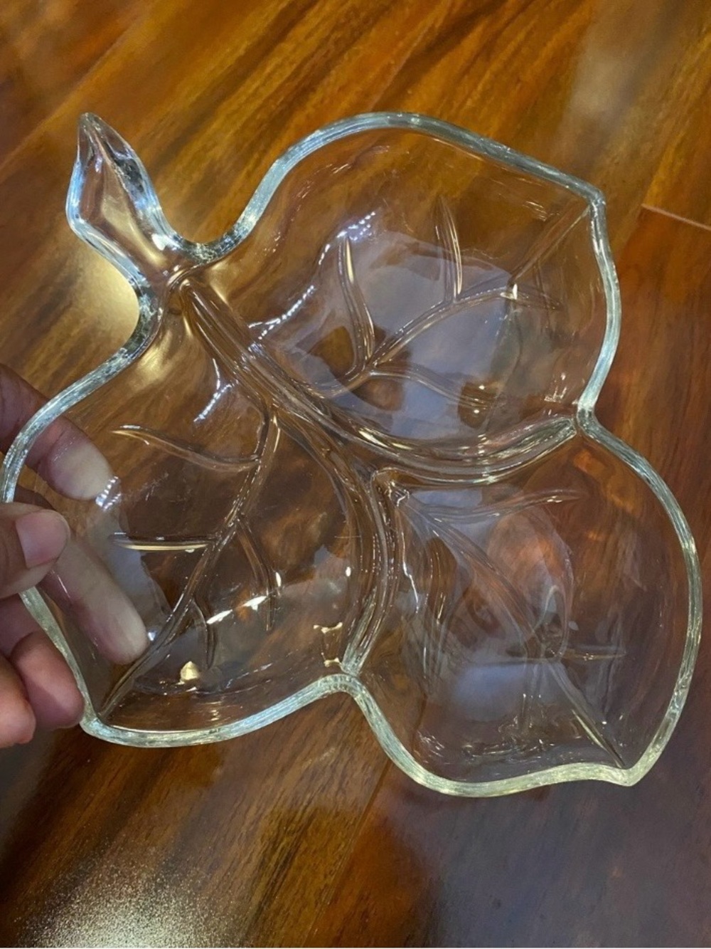 Crystal Clear Glass Leaf-Shaped Serving Dish - Home Art